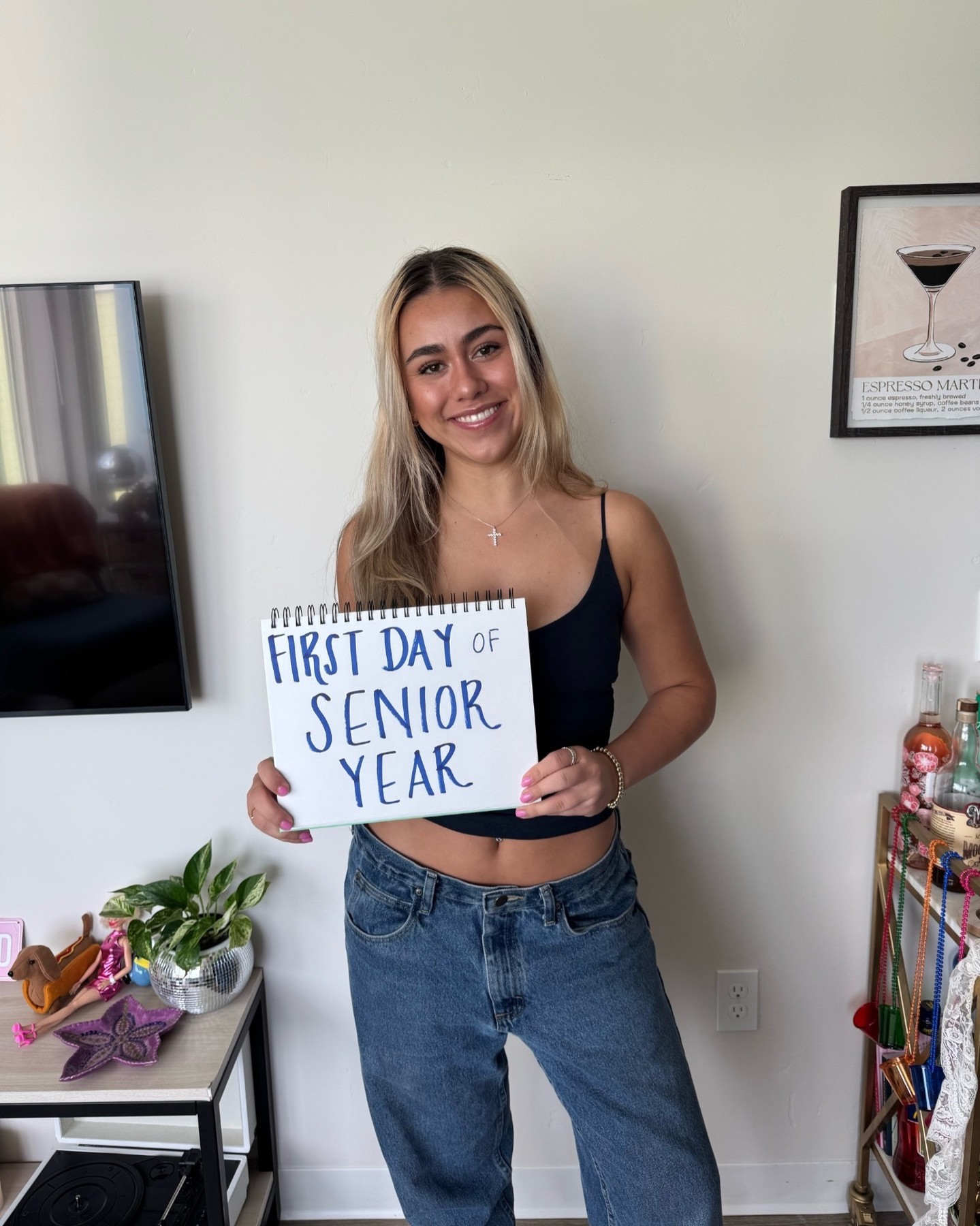 FIRST DAY OF CLASSES IS HERE!\n\nNew classes, new routines, new friends, and a whole semester of memories waiting to happen! \u2728 there's nothing quite like the energy of a new school year at Boise State. \ud83c\udf93\ud83d\udc34\n\nHere's to late-night study sessions, football Saturdays, making memories with friends, and making this semester one to remember! \ud83d\udc99\ud83e\udde1\n\nLet's make it a good one, Broncos! \ud83c\udf89\ud83d\udcda\n\n